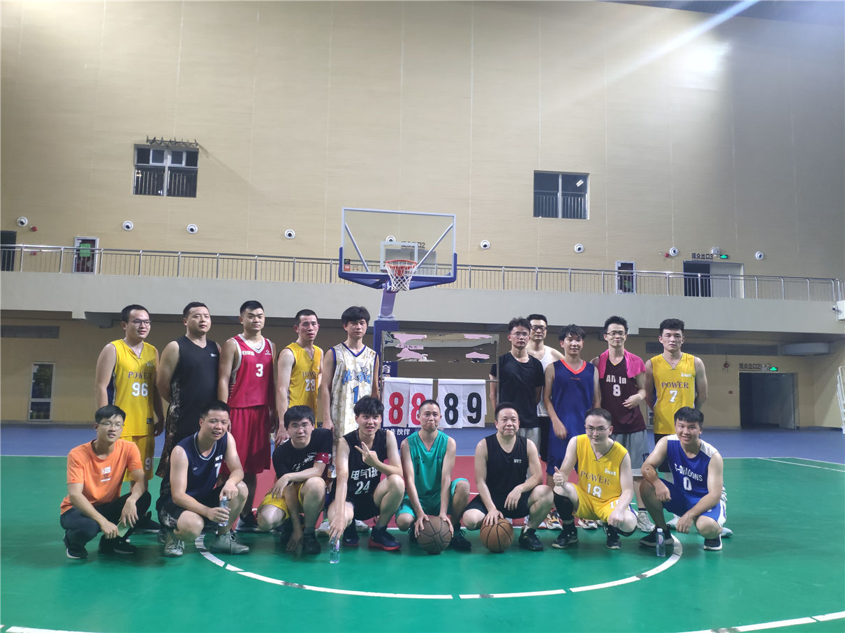 籃球健將大集結(jié)：感謝那些陪伴打球的人，無論是對(duì)手還是隊(duì)友.jpg